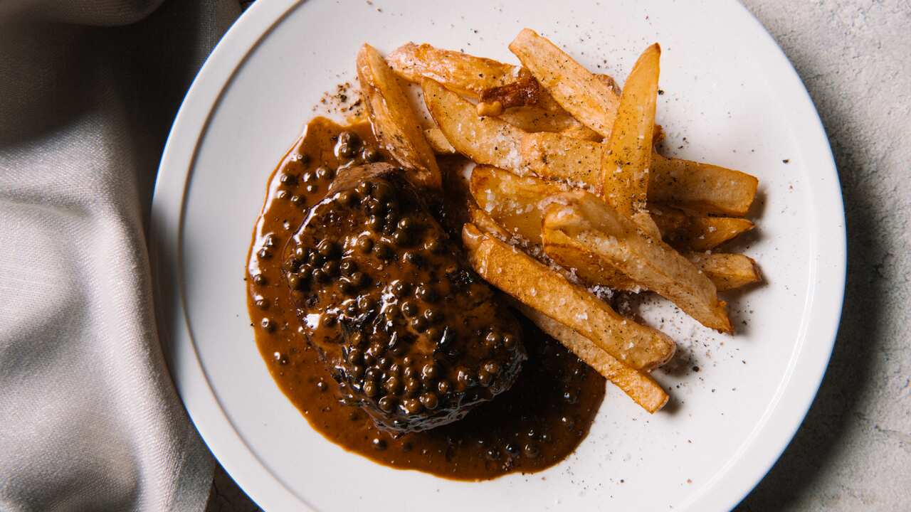 Pepper steak frites