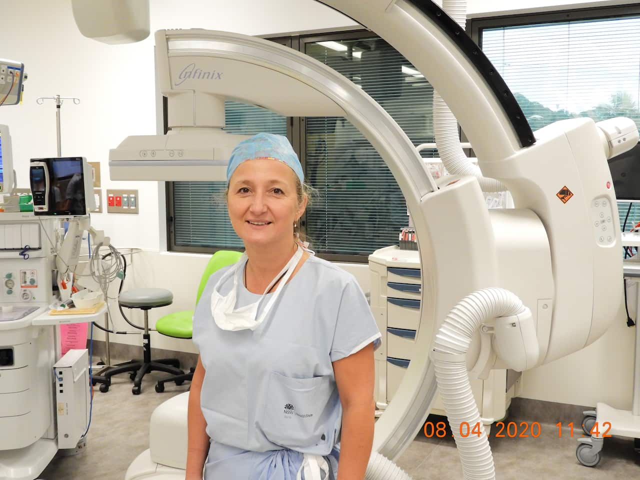 Dr Sue Velovski.JPG