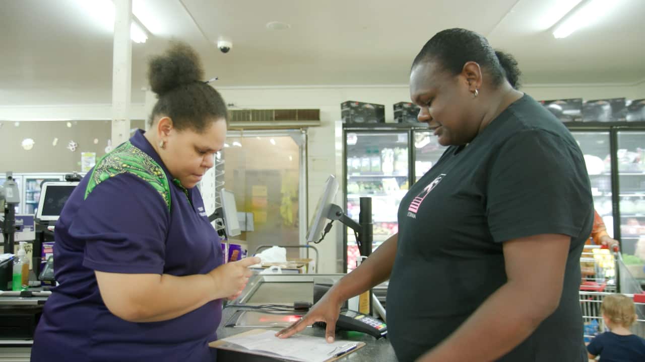 Pristy Atu and Inagie Manas