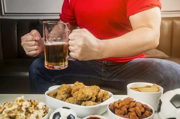 월드컵 야식 치맥.jpg