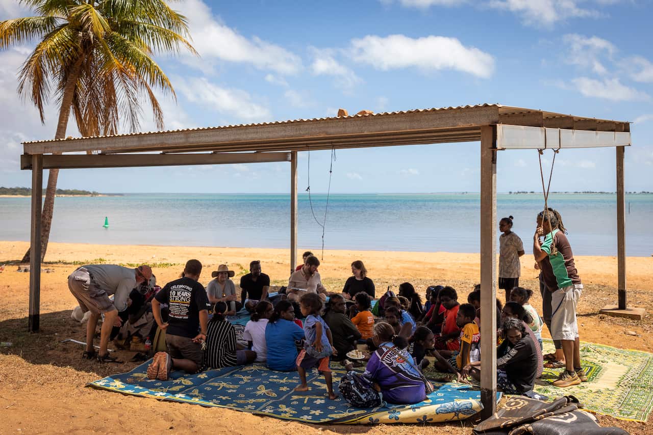 Consultation at Umbakumba beach September 2023_D Walding_AIATSIS.jpg