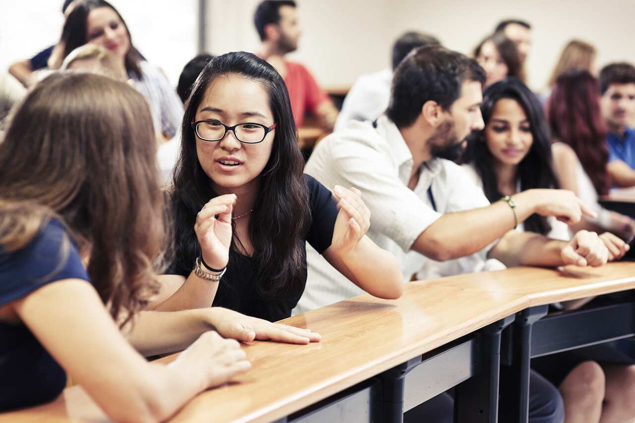 Οικονομικό Πανεπιστήμιο 3.png