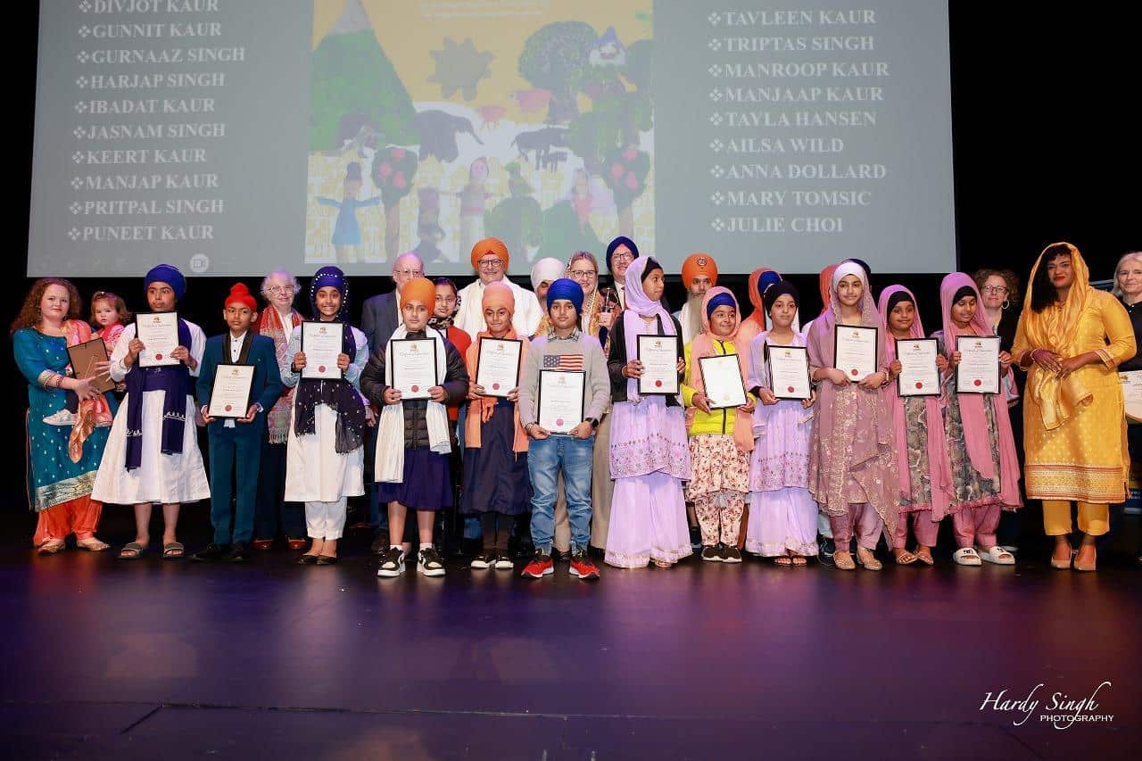 Prime Minister Anthony Albanese with Sikh Volunteers Australia