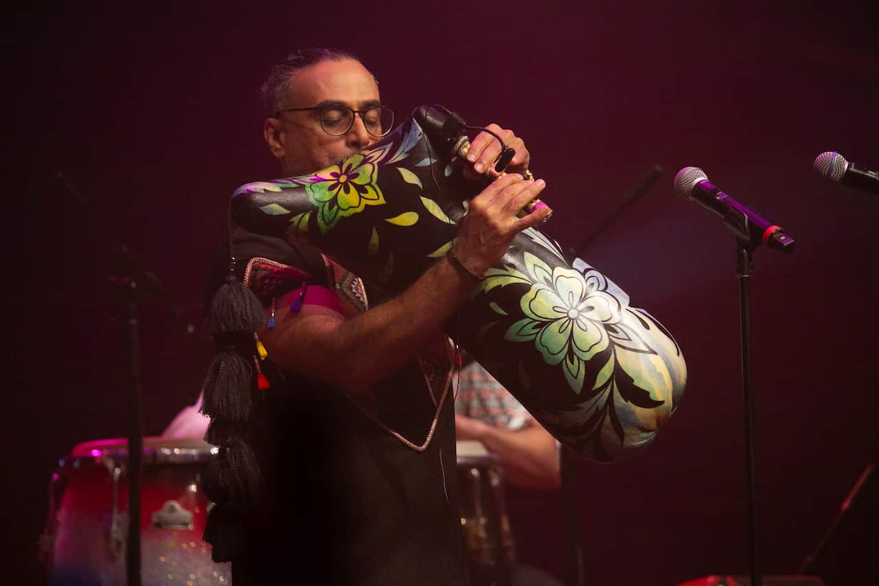 Lian Concert at the Sydney Town Hall with William Barton