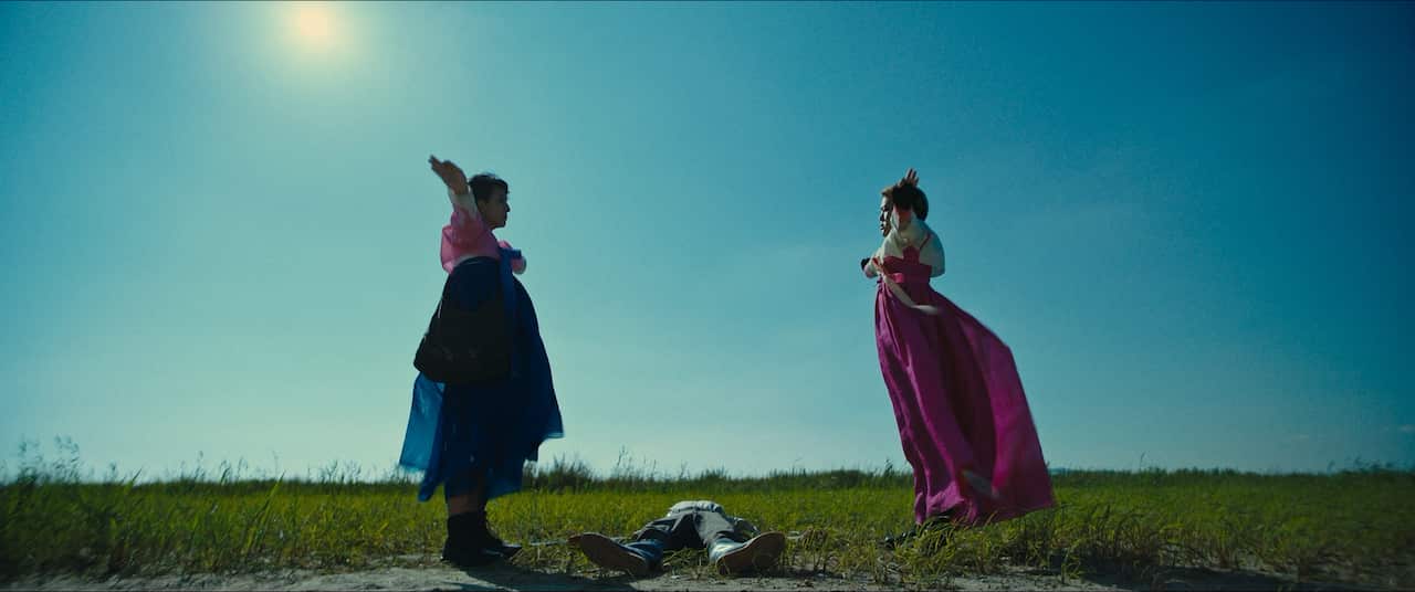 Mash Ville Still Photos (2).png