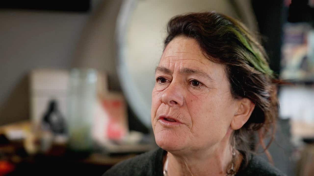 Hannah Wolfe talking