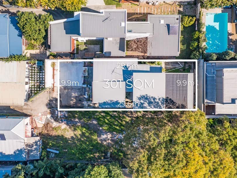 物業最終以135 萬元成交