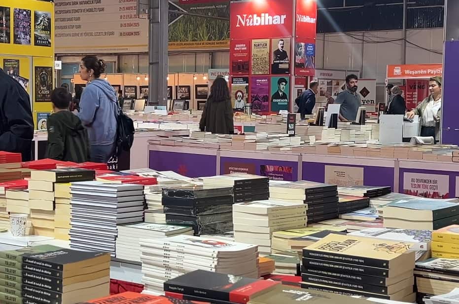 Diyarbakir Book Fair.png