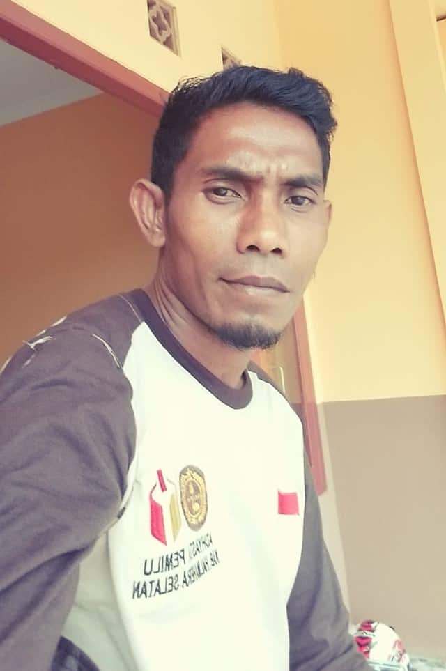 Vecky Kumaniren. foto dok pribadi.jpg