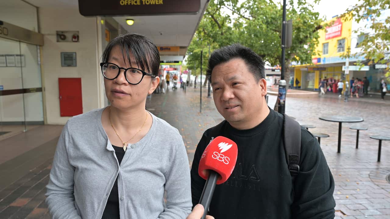 Helen and Stephen (Mandarin).jpg