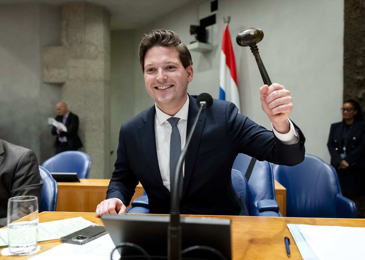 House of Representatives elects new chairman