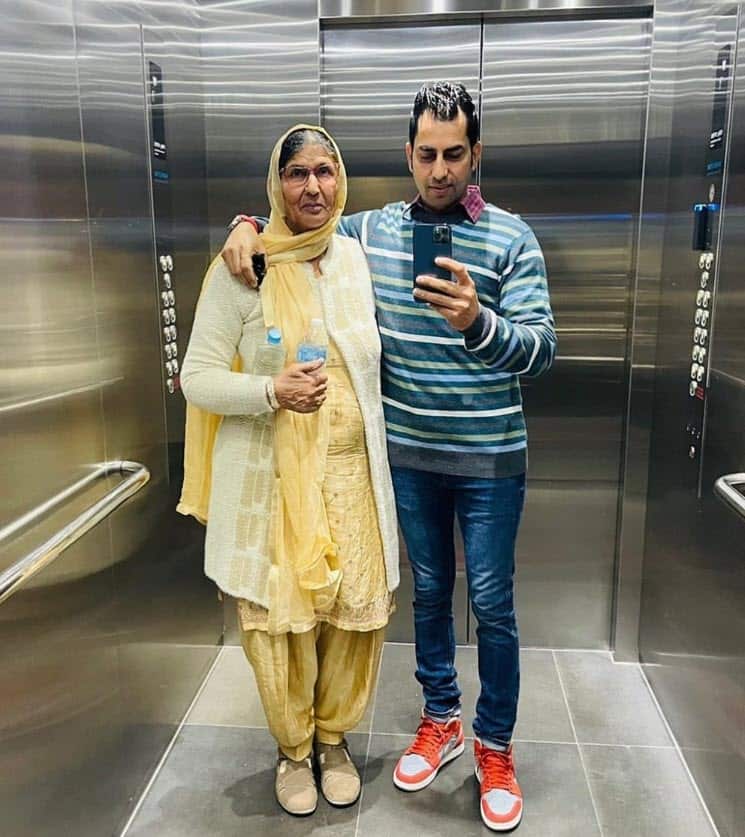 chef amar with bibi ji