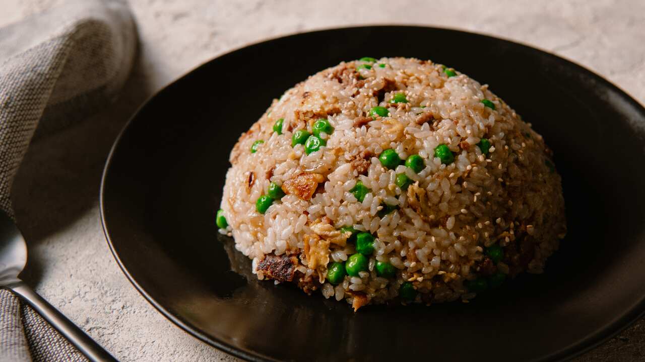 Mince and pea fried rice