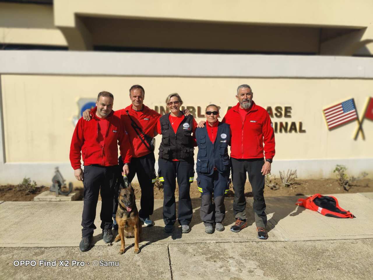 Equipo de voluntarios de rescate de la unidad Emergencia y Respuesta Inmediata de la Comunidad de Madrid, ERICAM.