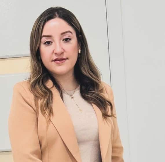 صاحبة صالون الحلاقة فالينتيا نوز مجيد.png