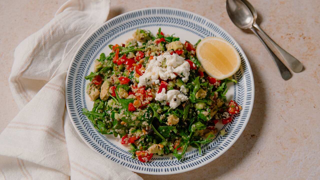 Greek quinoa tabbouli