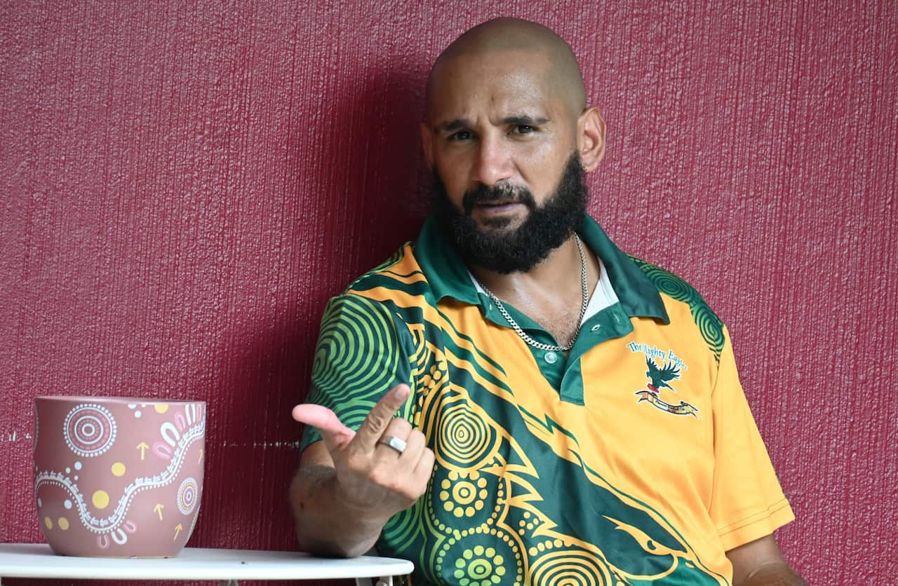 Darwin father Murray Liddle stopped attending house inspections to give his family a better chance of being approved for a rental property