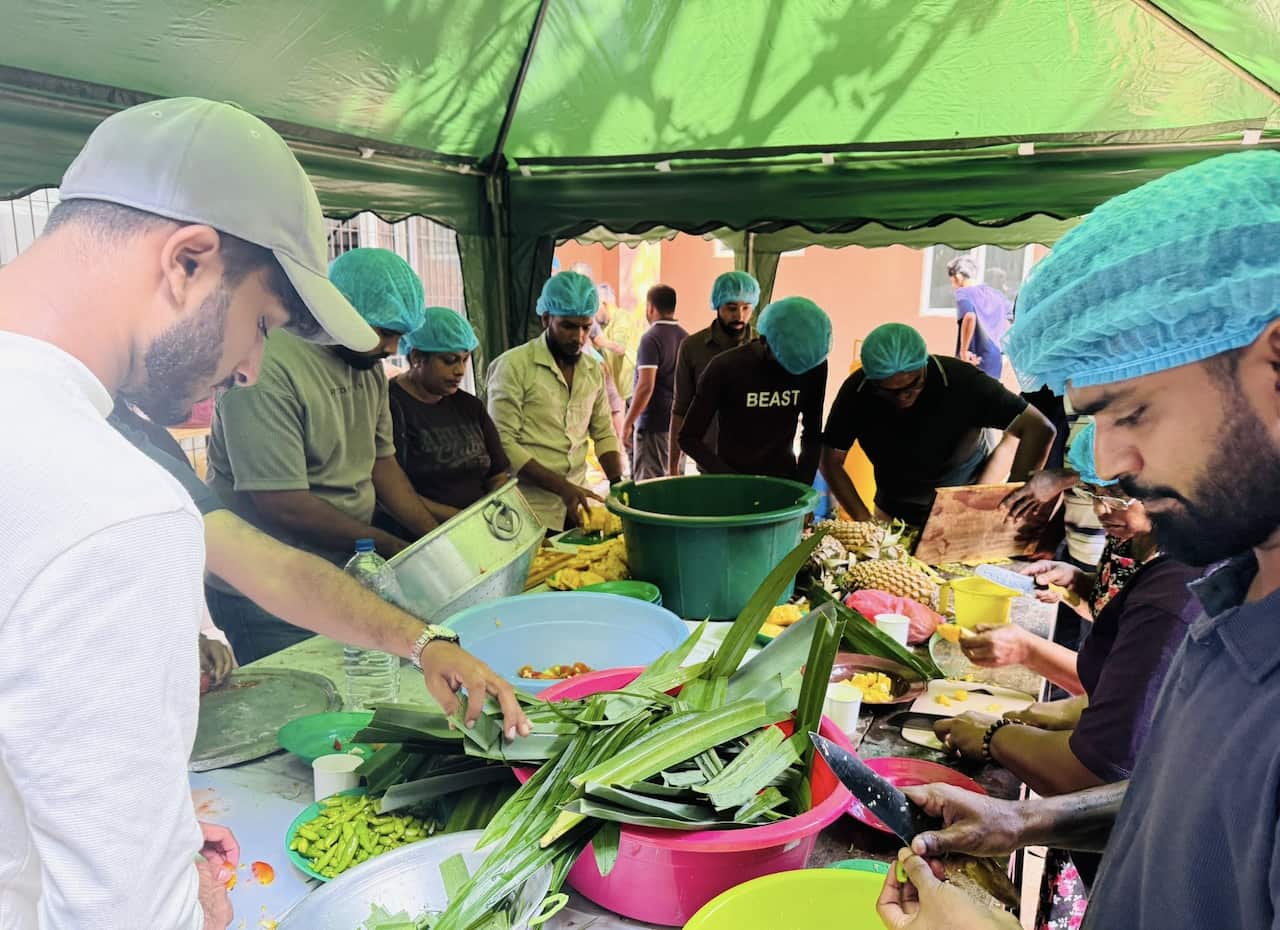 community kitchen sri lanka kasun pussewela 02.jpg