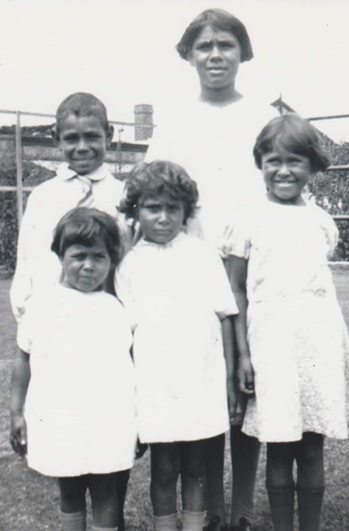 Lowitja with siblings Colebrook Children Home.jpg