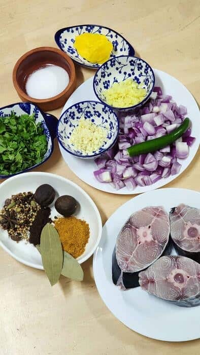 Qatari spiced fish and rice (Machbous kanaad)