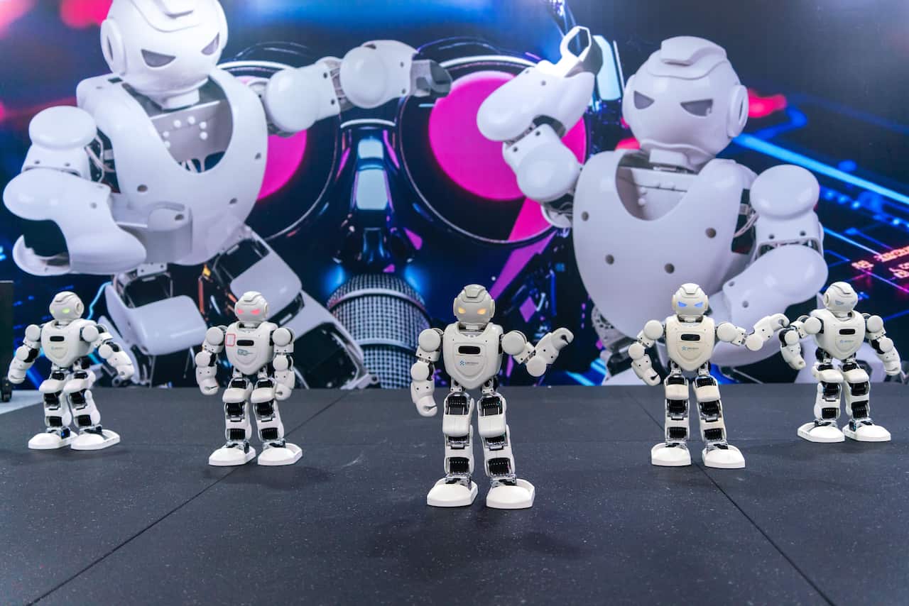 UBTECH robots perform synchronized dance at Guangzhou Expo