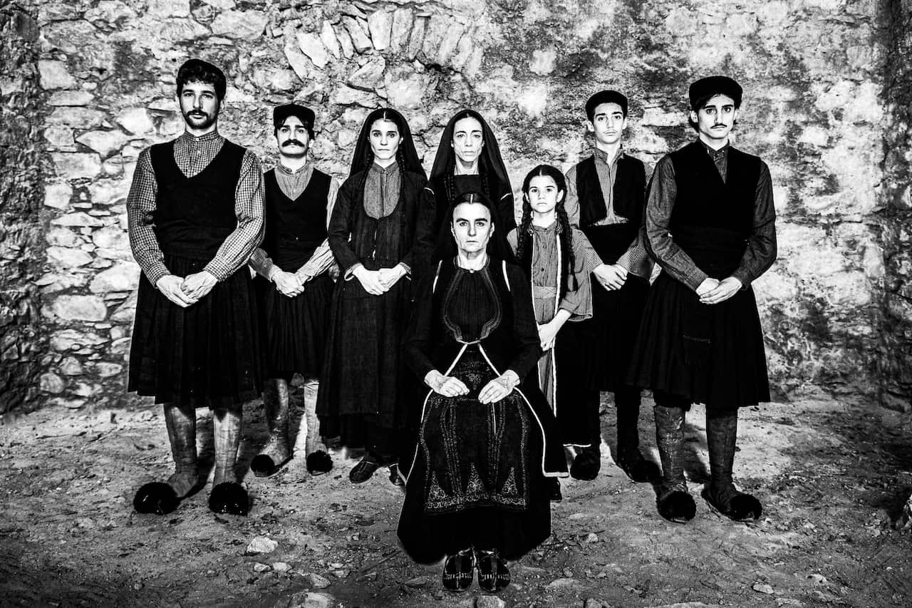 Καραμπέτη Καρυοφυλλιά Φόνισσα 3 Γεώργιος Τατάκης.jpg