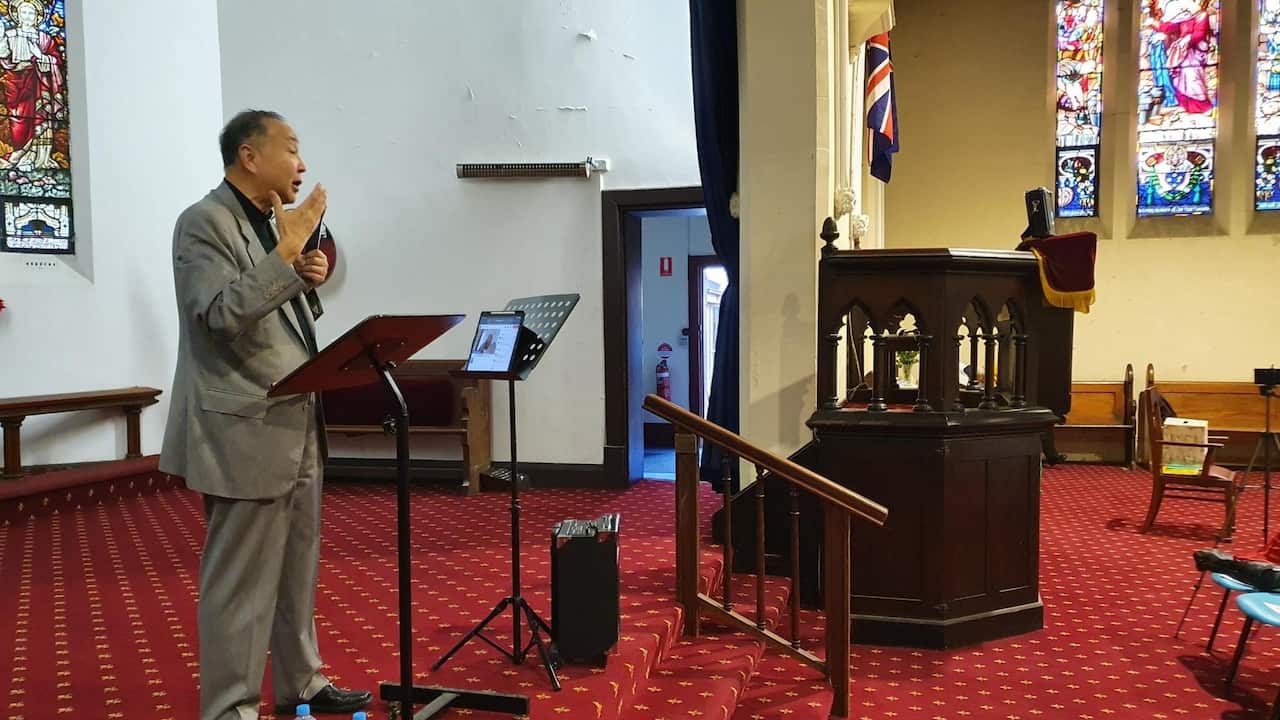 目前被香港通緝的「香港議會選舉籌備委員會」主要成員之一袁弓夷今年4月在雪梨活動上發言。