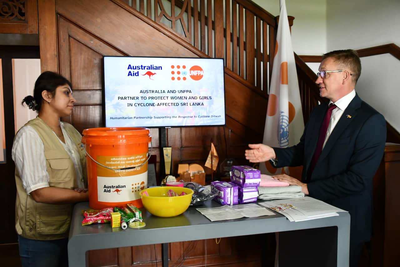 Julian Hill Sri Lanka SBS Sinhala.jpg