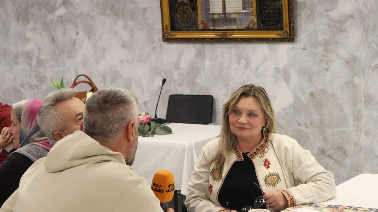 Razgovor sa glavnim imamom džamije Deer Park Suadom ef. Ibiševićem i članom odbora Adnanom Ekićem (2).jpg