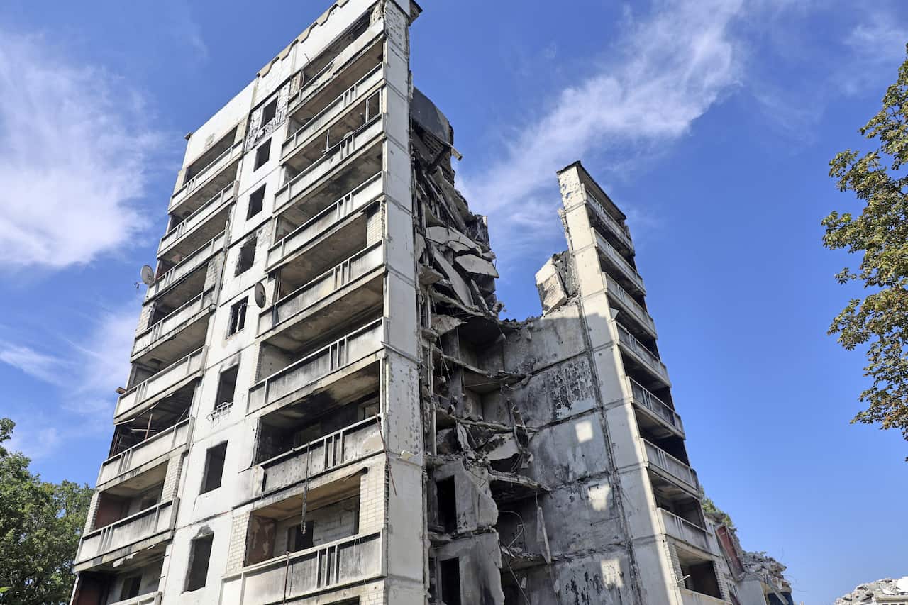 Buildings destroyed by shelling dismantled in Kharkiv - Ukraine