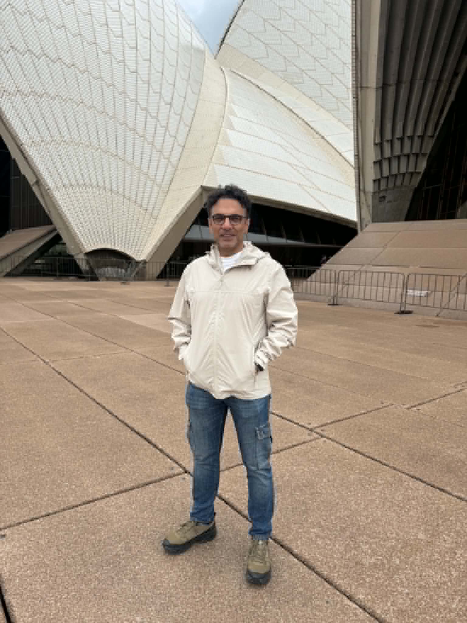 Uğur Aslan Sydney'de 2.jfif