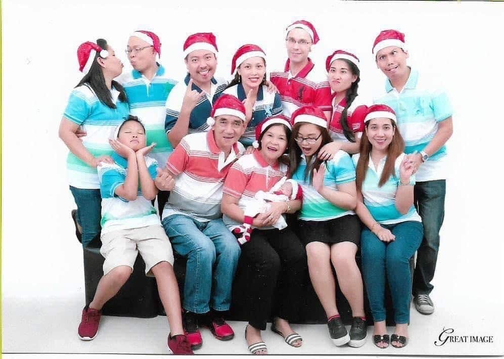 mendiola family with oldies.jpg