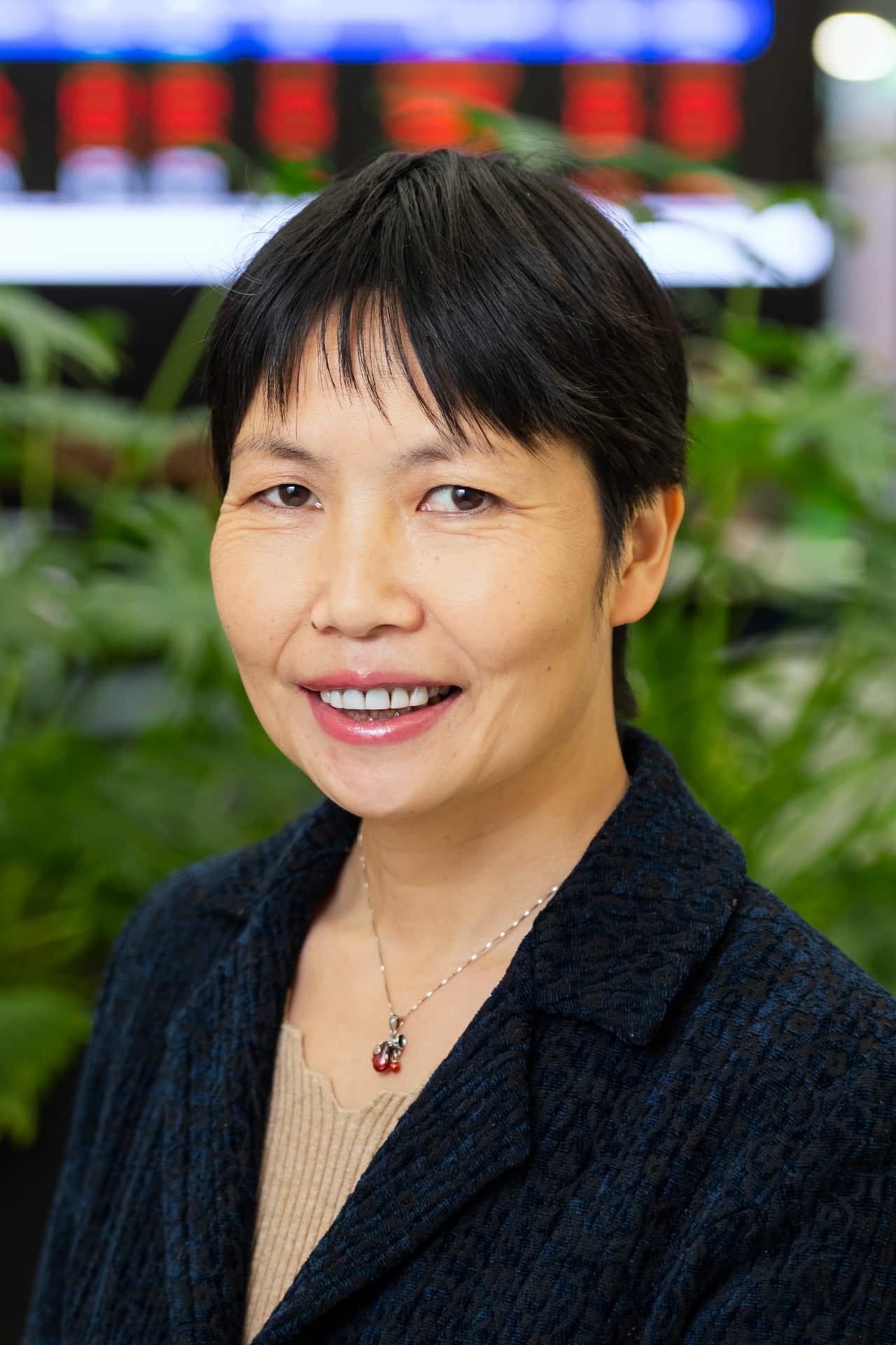 Senior Lecturer Ms Xin Deng.jpg