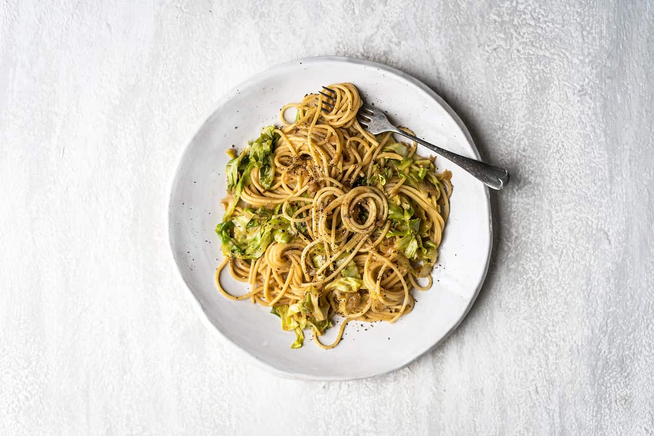 Donal_s_Super_Food_in_Minute S01E09_-_Green_Miso_Spaghetti.jpg