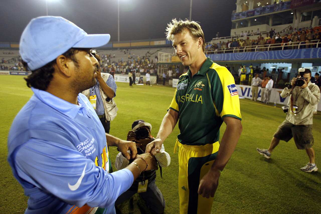 Indian cricketer Sachin Tendulkar (L) 
