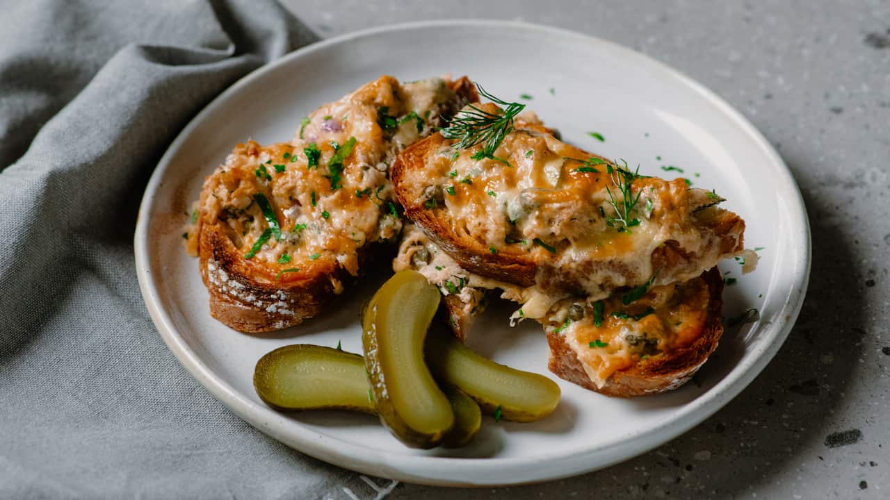 Open tuna toastie with capers and pickles