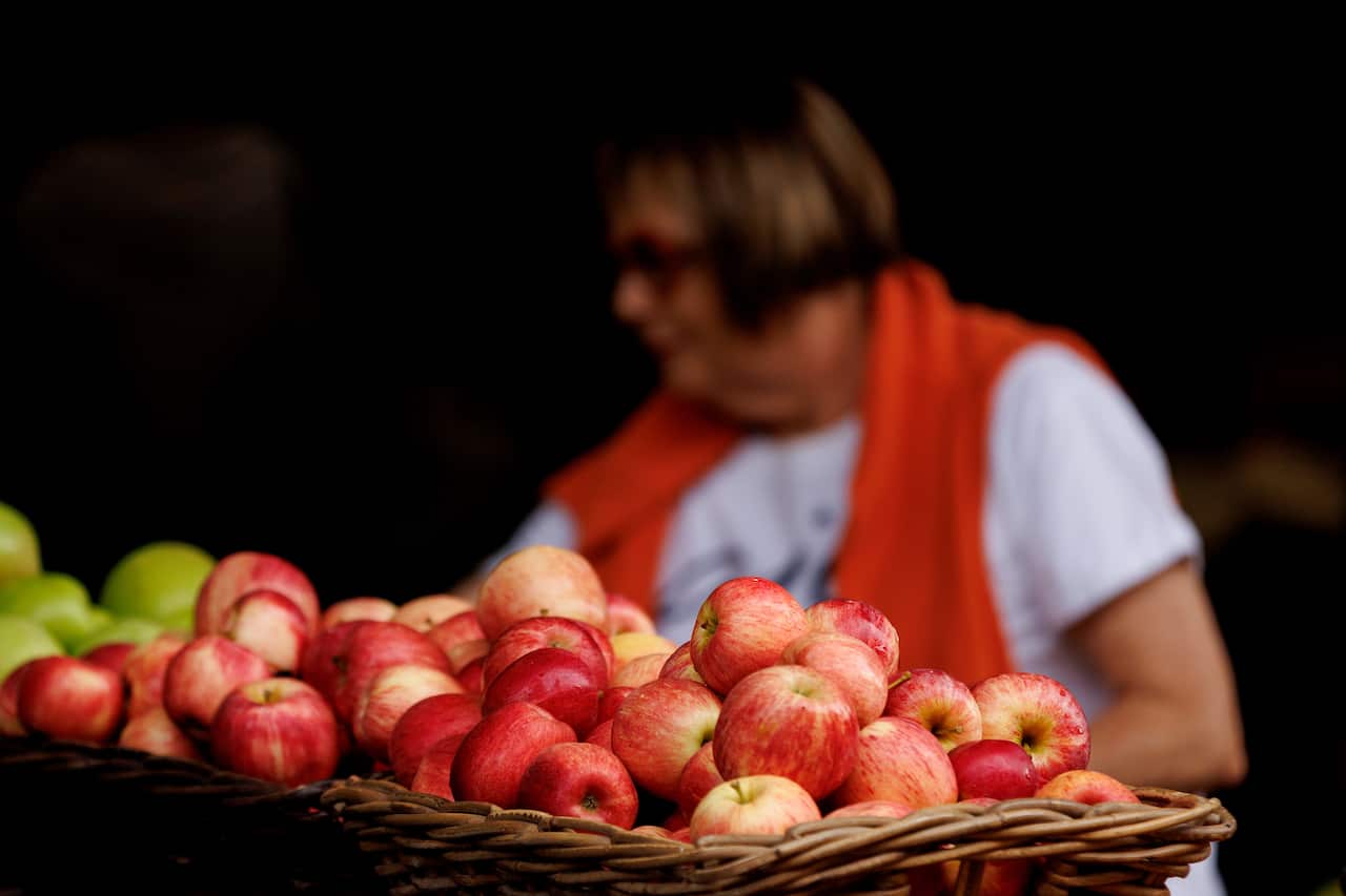 Shoppers at Farmers Market Ahead of Australia CPI