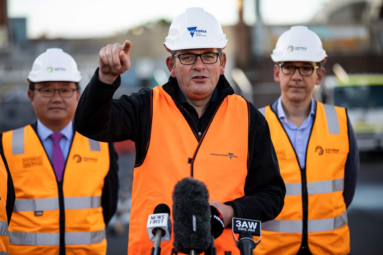 DANIEL ANDREWS SRL PRESSER