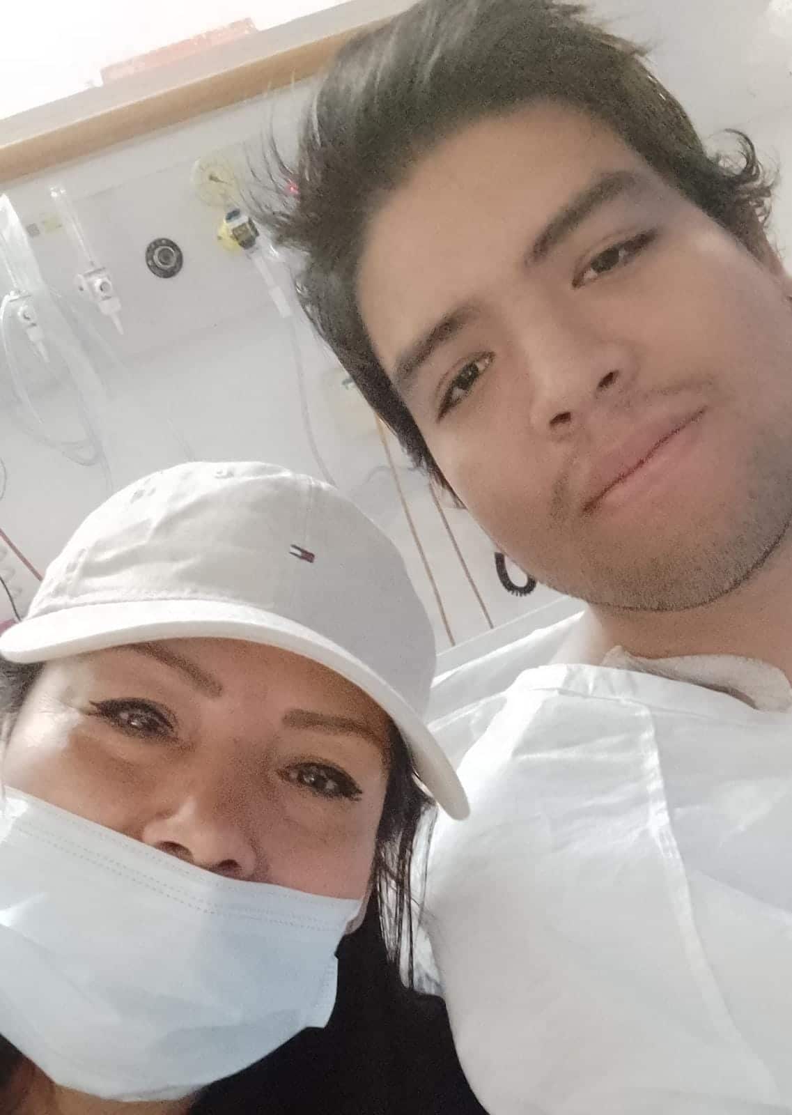 José Julián Vargas Morales y su madre María Luisa Morales.