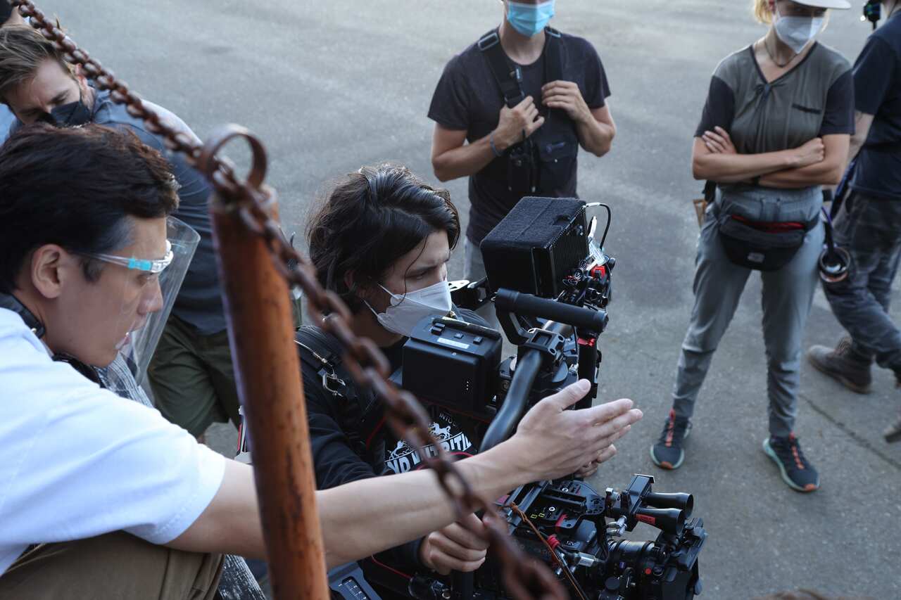 AK2A8792_KatrinBraga 앤서니 심 감독 지시모습.jpeg