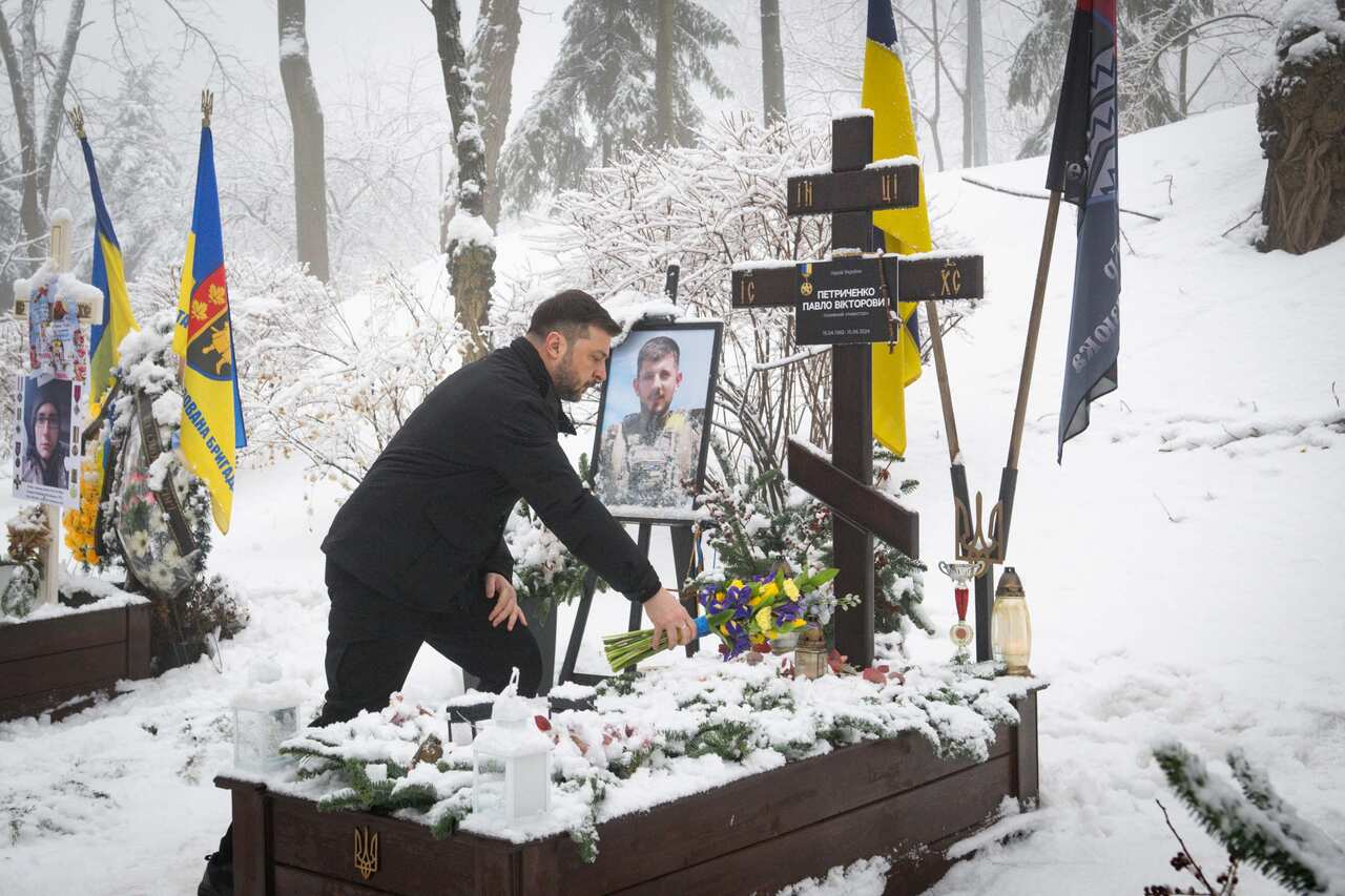 Zelensky Honors Heroes of Krut - Kyiv