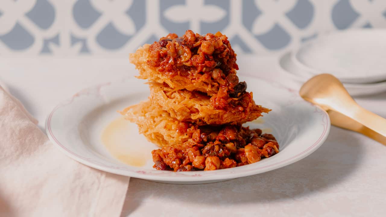 Hash browns with smoky spiced beans