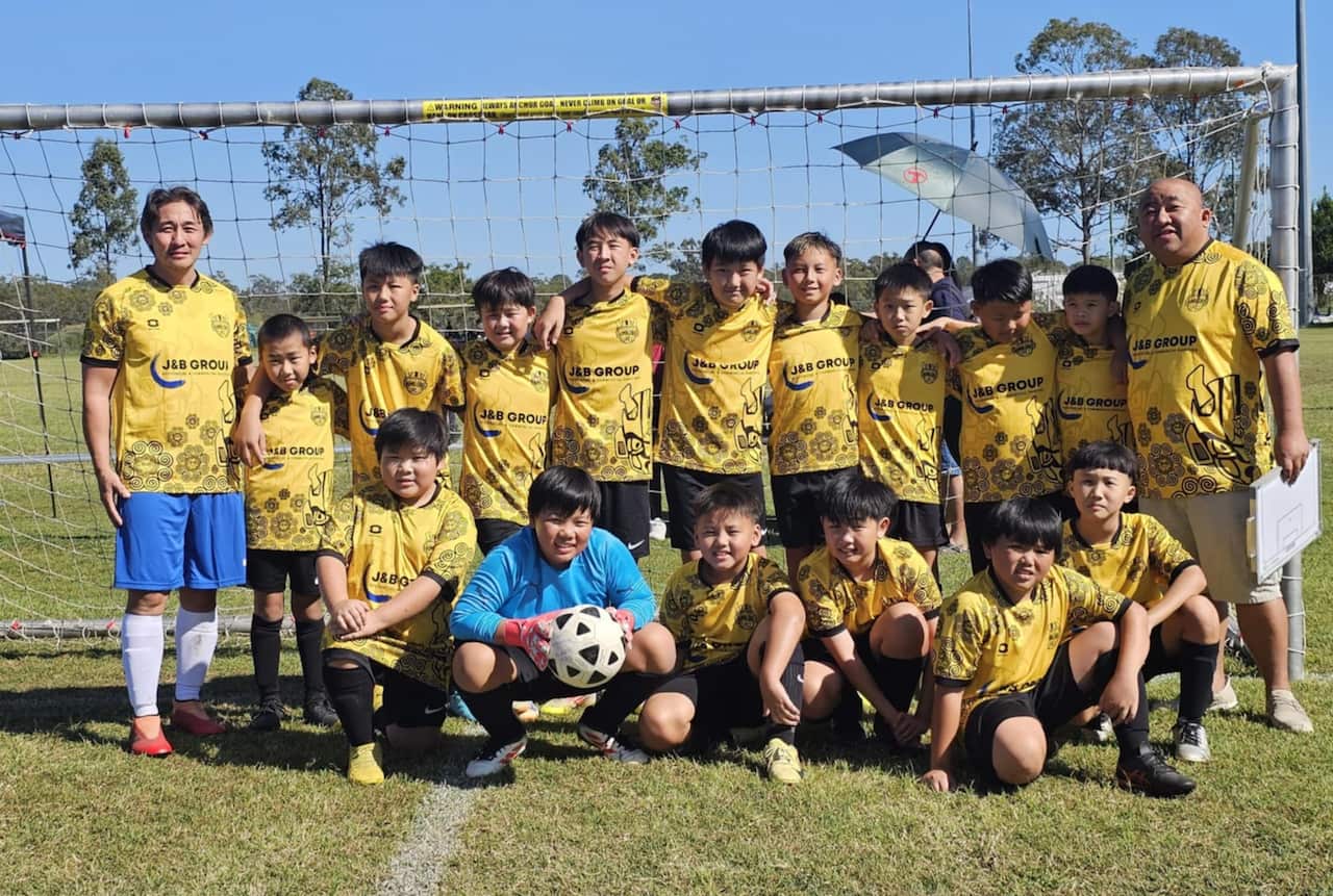 Bumble Bee (HCB).jpg