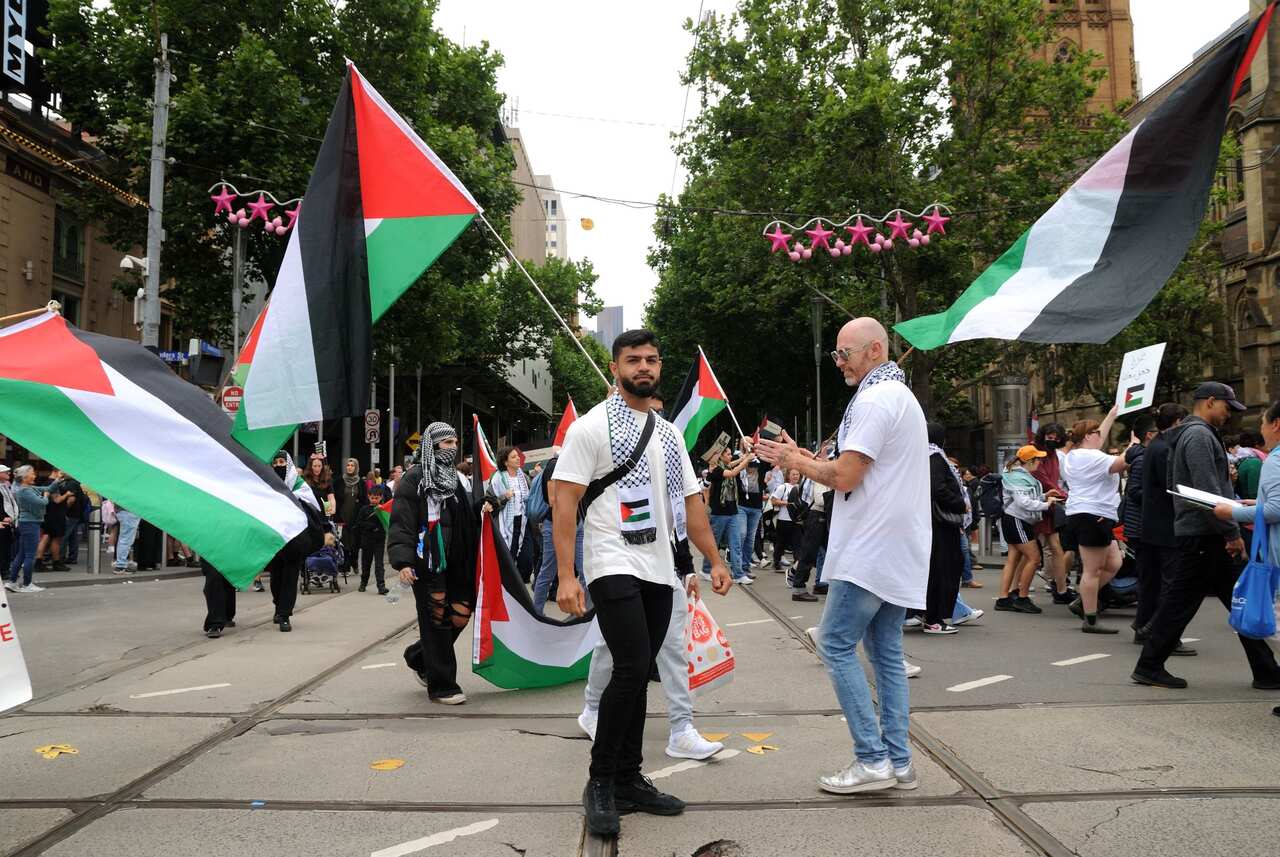 Sunday Protestors.jpg