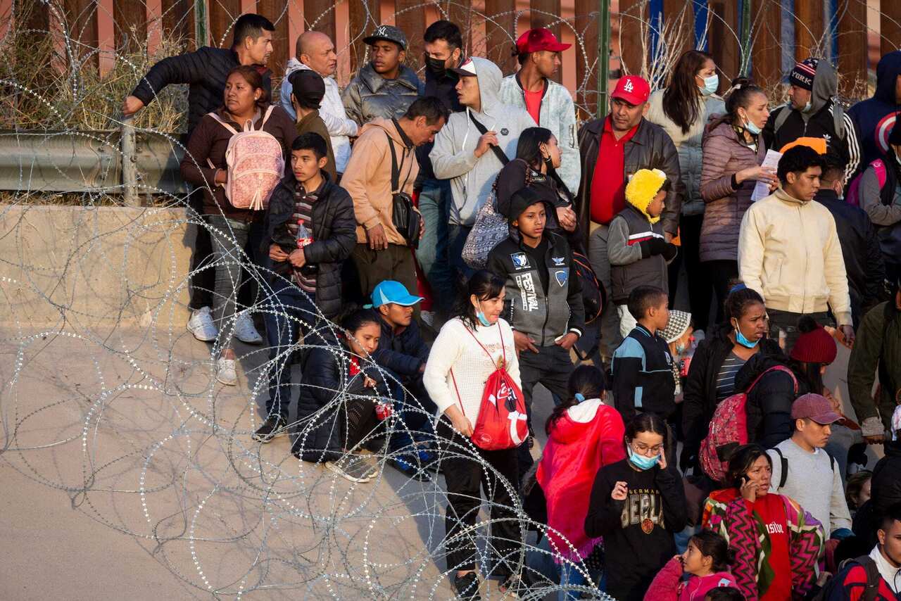 VA: Migrants at the border