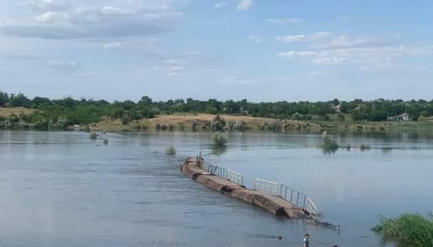 Bridges in Snihurivka district of Mykolaiv region have been destroyed after the Russian troops blew up the Kakhovka HPP dam..jpg