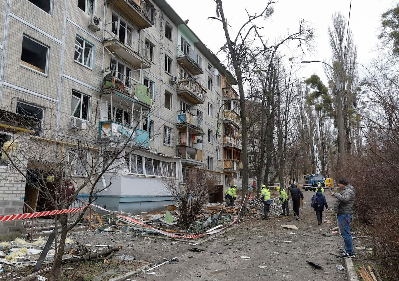 Several injured in Kyiv after overnight combined Russian attack