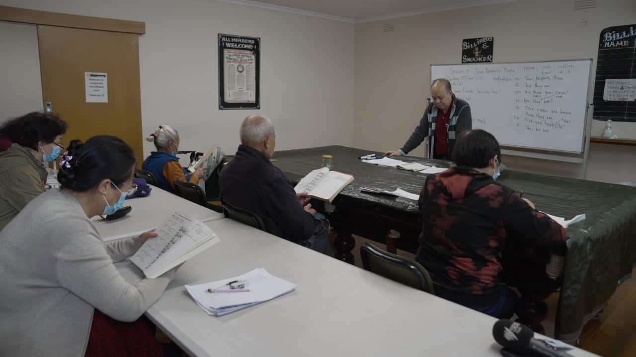 英文课 色调正常.JPG