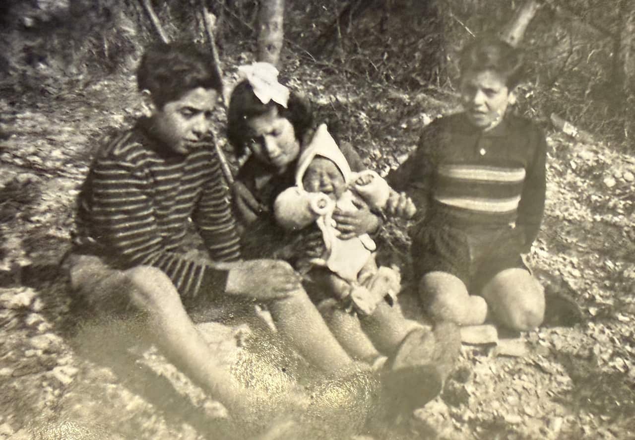 Alessandra Gulisano with her sister and two brothers in 1950.