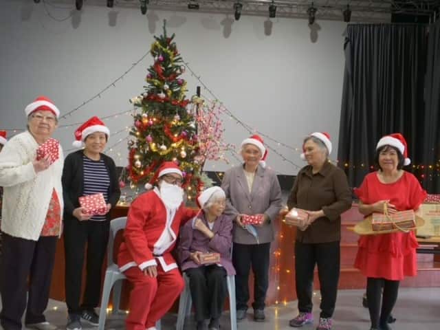 Cao niên Nam Úc - Các bác cao niên vui vẻ nhân mùa Giáng Sinh